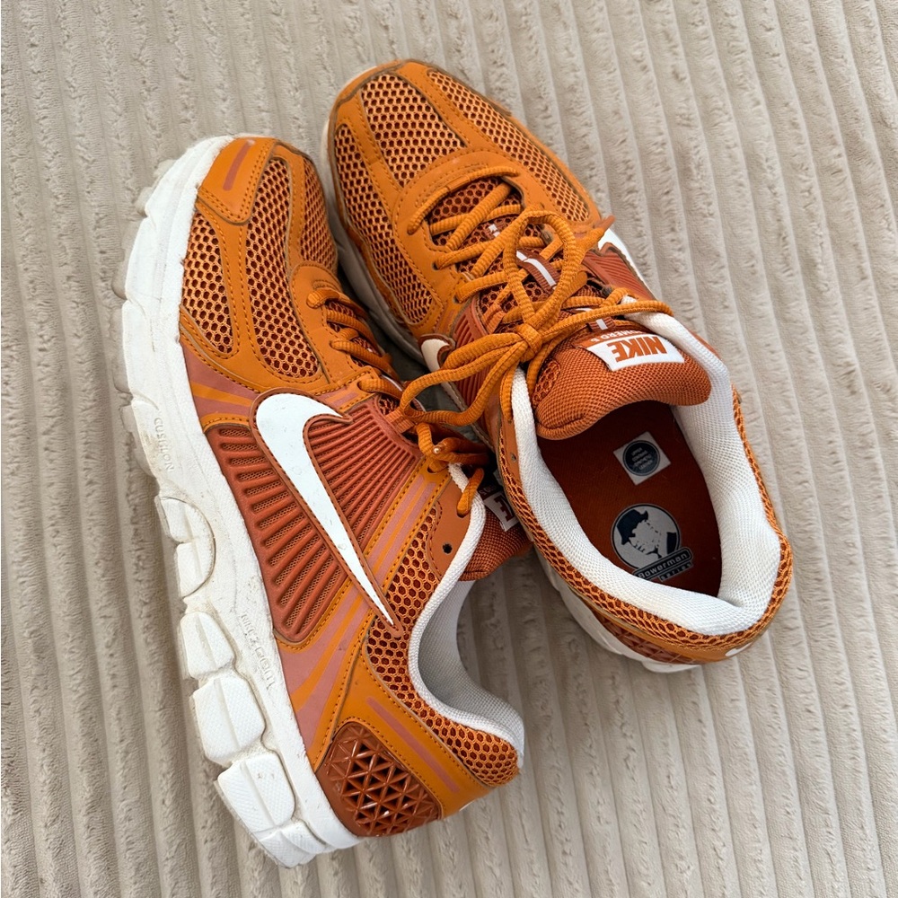 Nike Vomero 5